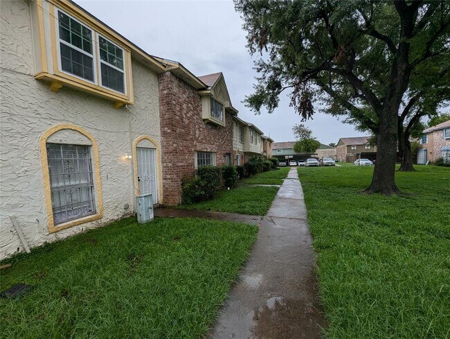 Building Photo - 146 Goodson Dr