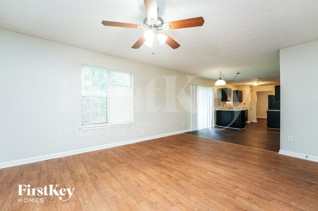 Foto del edificio - 7166 Stonebrook Ln