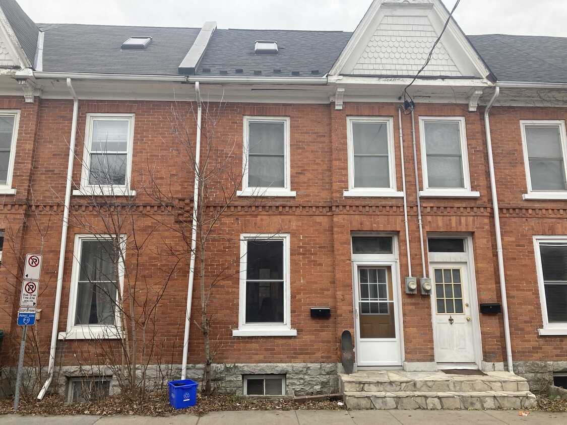 Primary Photo - 3-80 Chatham St