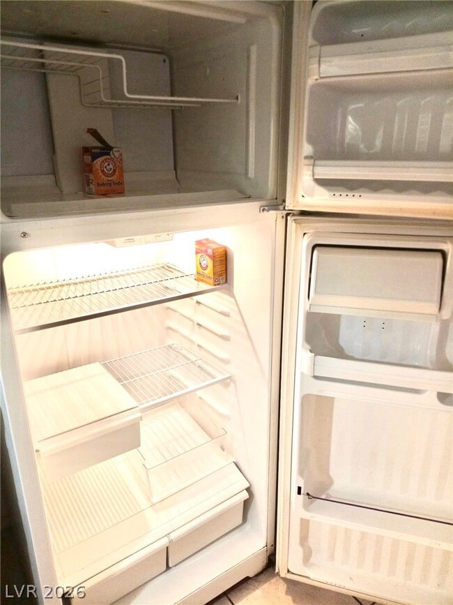 Building Photo - 3926 Bushnell Dr