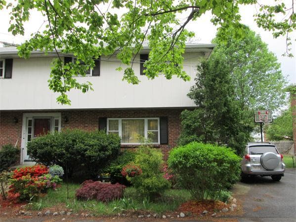 Primary Photo - 129 Gould St