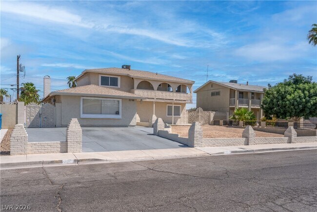 Foto del edificio - 2298 Golden Arrow Dr