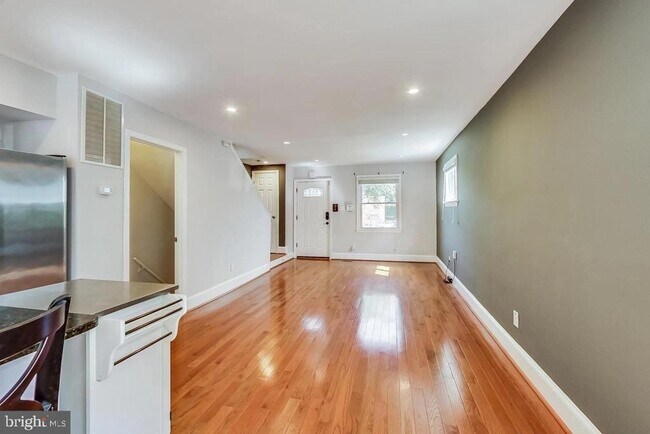 Foto del edificio - 1145 46th Pl SE