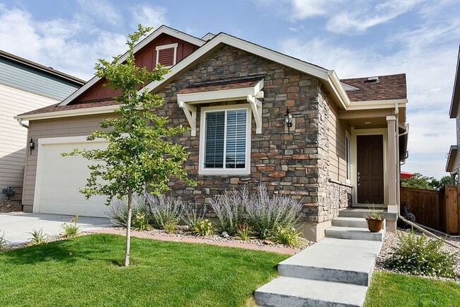 Great 3 Bed / 3 Bath with Garage! Open Floor Plan with Upgrades! - Great 3 Bed / 3 Bath with Garage! Open Floor Plan with Upgrades! House