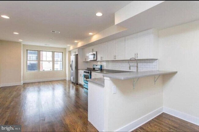 Foto del edificio - 1822 Poplar St