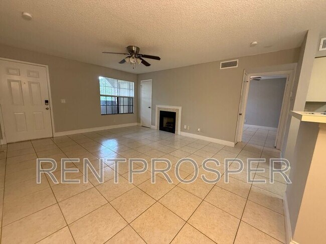Building Photo - 365 Forestway Cir