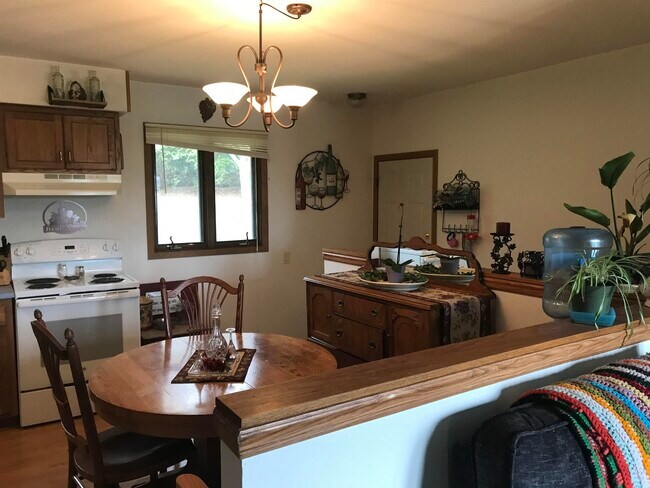 Foto del edificio - 985 Lum Ave