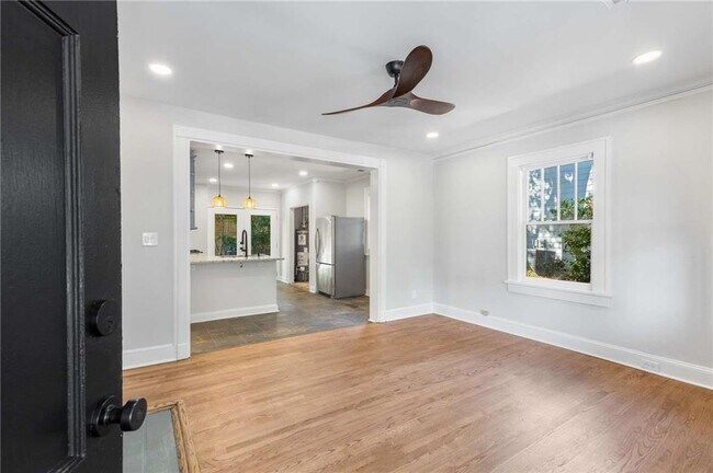 Foto del edificio - 216 Haralson Ave NE