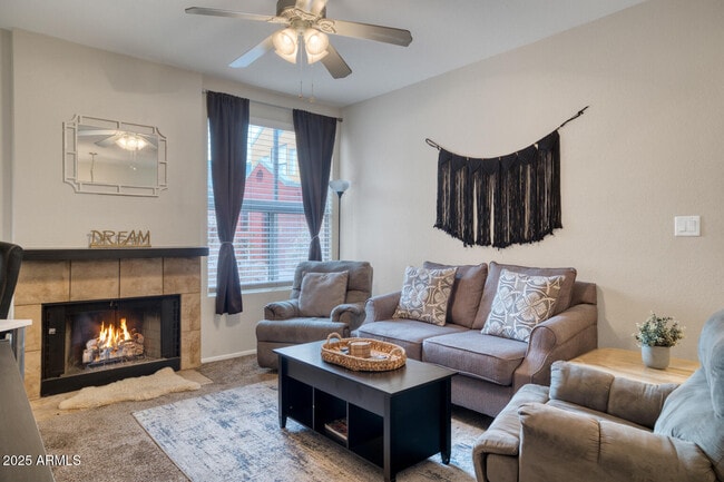 Building Photo - 154 W 5th St