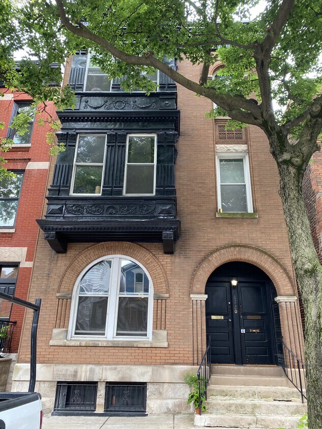 Primary Photo - 1720 N Hudson Ave