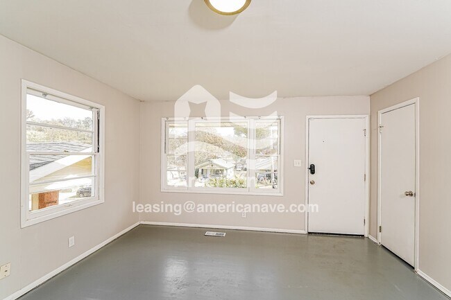 Foto del edificio - 1248 Forest St