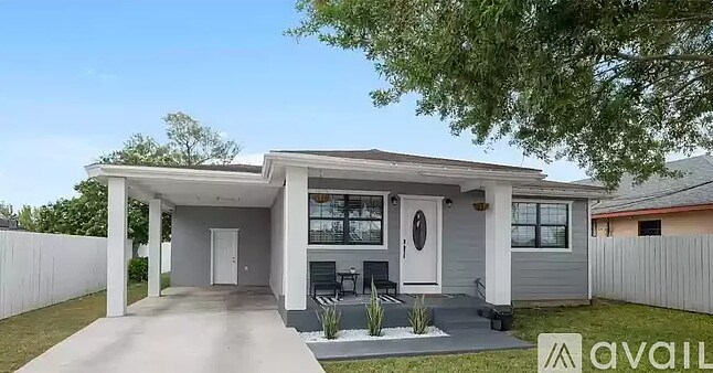 Foto principal - 2993 Alameda Dr