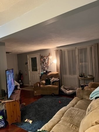 Building Photo - 3 Russell St