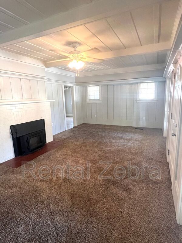 Building Photo - 375 I St