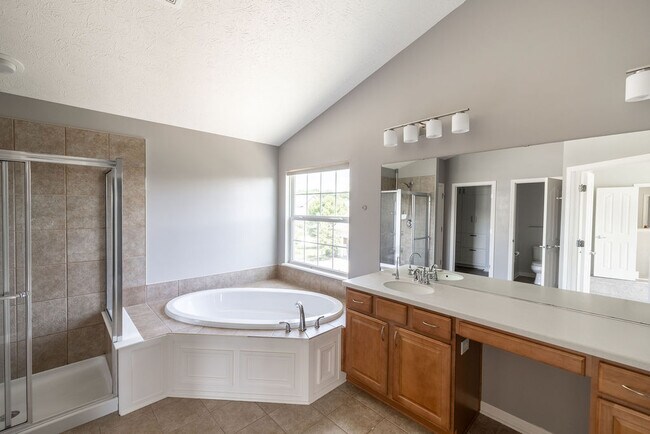 Foto del edificio - 8965 Snowberry Court