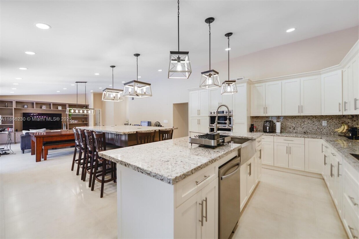 Foto principal - 12710 SW 119th St