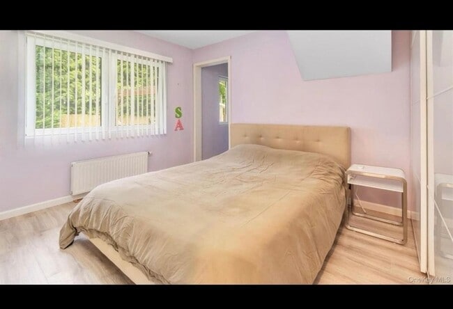 Foto del edificio - 143 Hallock St