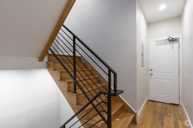 Corridor - 1931 N 18th Street