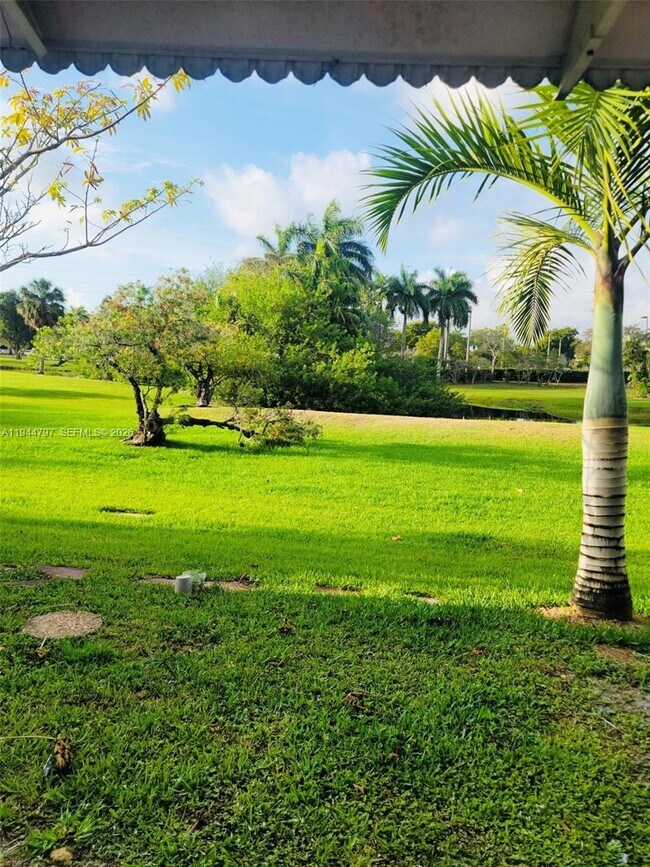 Building Photo - 6804 Brookline Dr