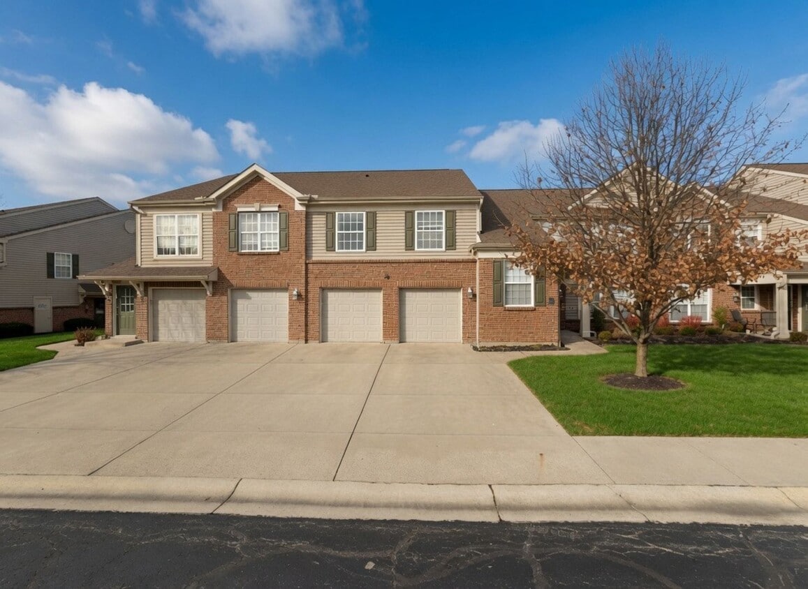 MAINEVILLE - Open concept 2 bed 2 bath condo - MAINEVILLE - Open concept 2 bed 2 bath condo