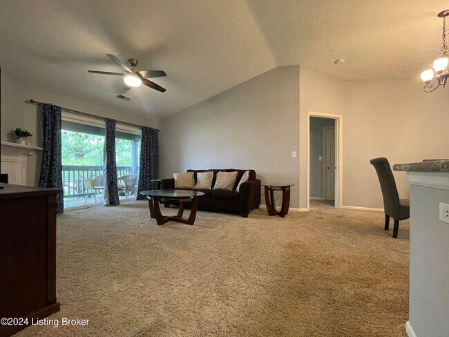 Building Photo - 5305 Pacer Ln