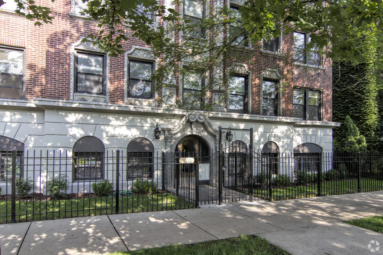 Foto del edificio - 1742 N Humboldt Blvd