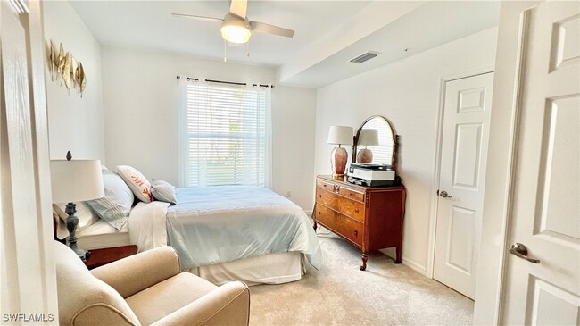 Foto del edificio - 15970 Grassland Ln