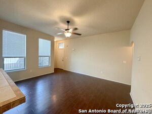 Building Photo - 602 Creekside Cir