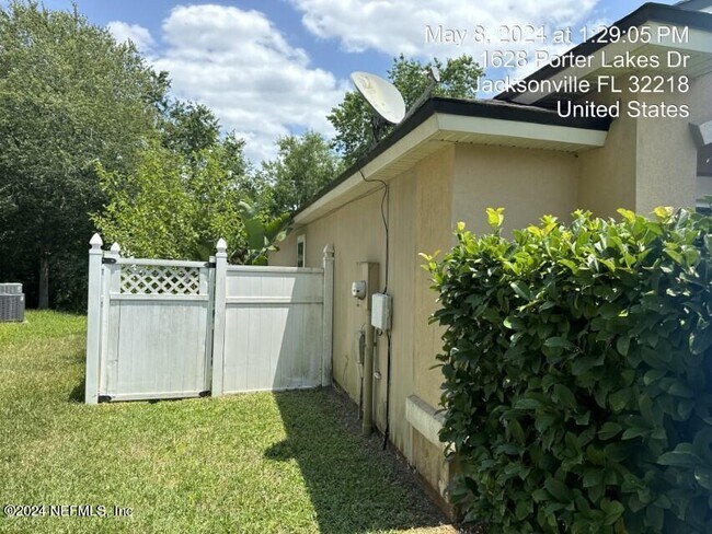 Foto del edificio - 1628 Porter Lakes Dr
