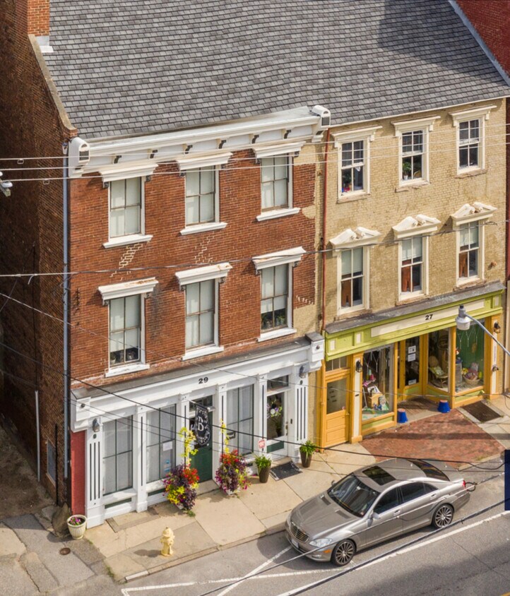 Primary Photo - 29 W Bank St