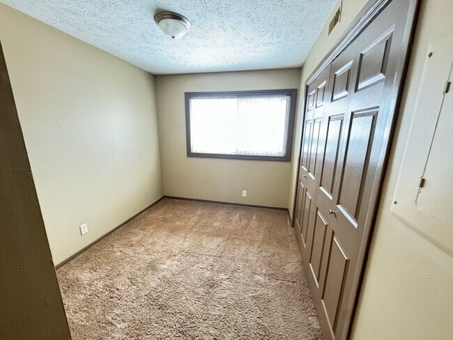 Foto del edificio - 1800 Knox St