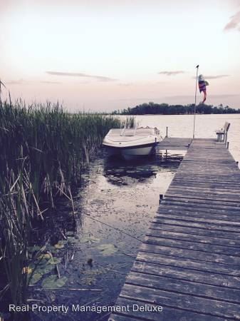 Primary Photo - 29790 Lakeshore Dr