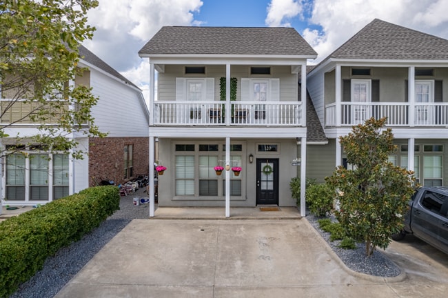 Building Photo - 603 Cliff Bullock Dr