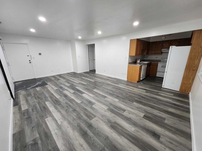 Building Photo - 1781 Algonquin Rd