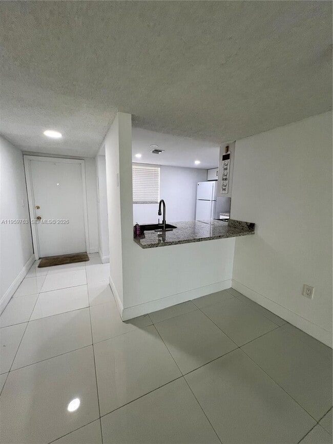 Foto del edificio - 14155 SW 87th St