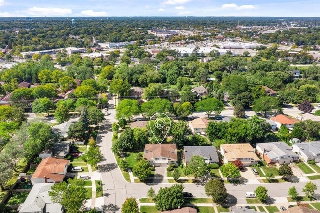 Foto del edificio - 1704 N Drury Ln