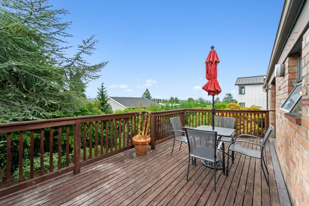 Foto principal - 6544 52nd Ave NE
