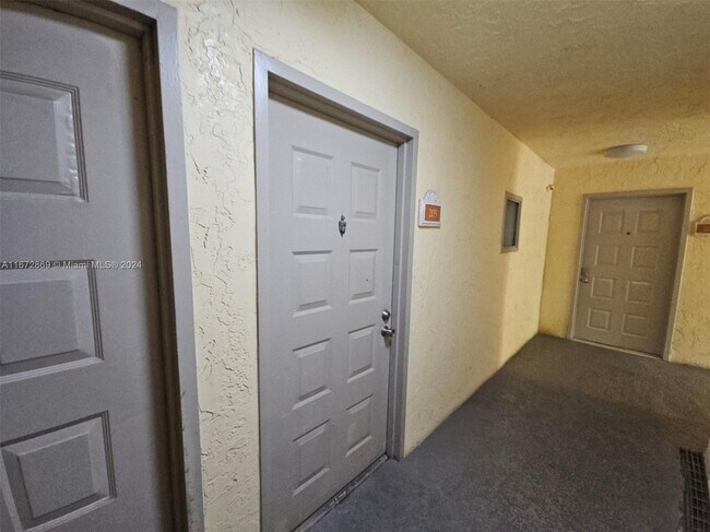 Building Photo - 8373 Lake Dr