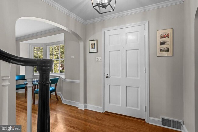 Foto del edificio - 507 Meadowbrook Cir