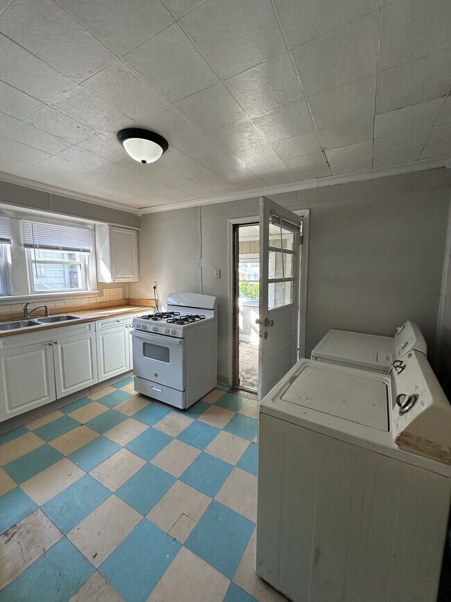 Foto del edificio - 1531 Johnson Ave