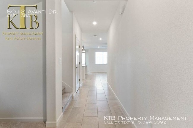 Building Photo - Still looks brand new, 4 bedrooms gated entry