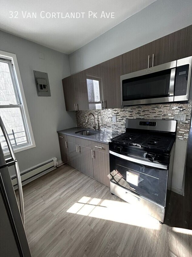 Photo - 32 Van Cortlandt Pk Ave-