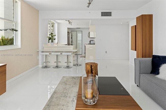 Foto del edificio - 800 Claughton Island Dr