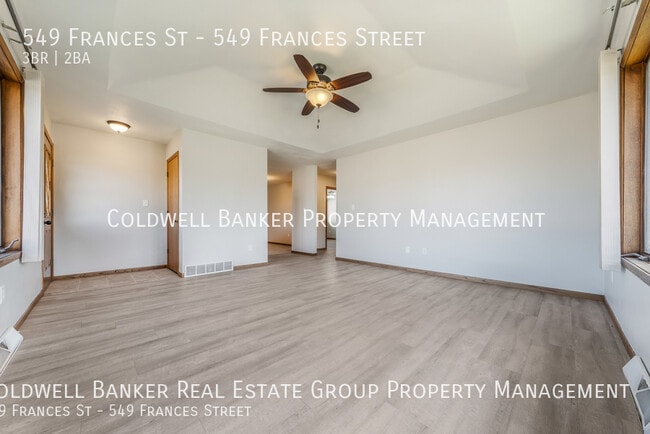 Building Photo - 549 Frances St