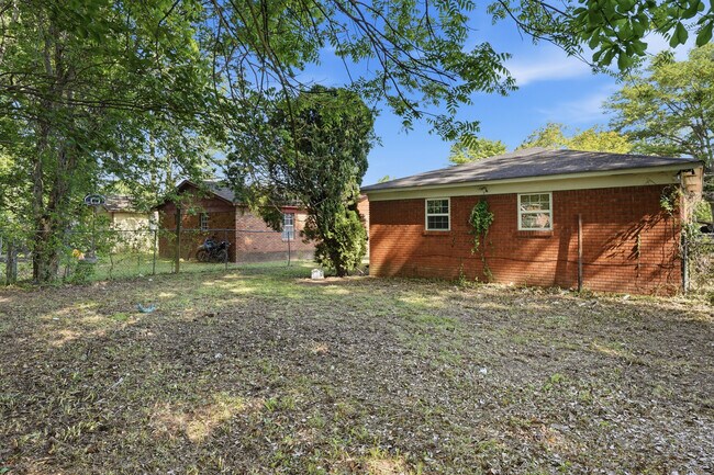 Foto del edificio - 2683 21st St