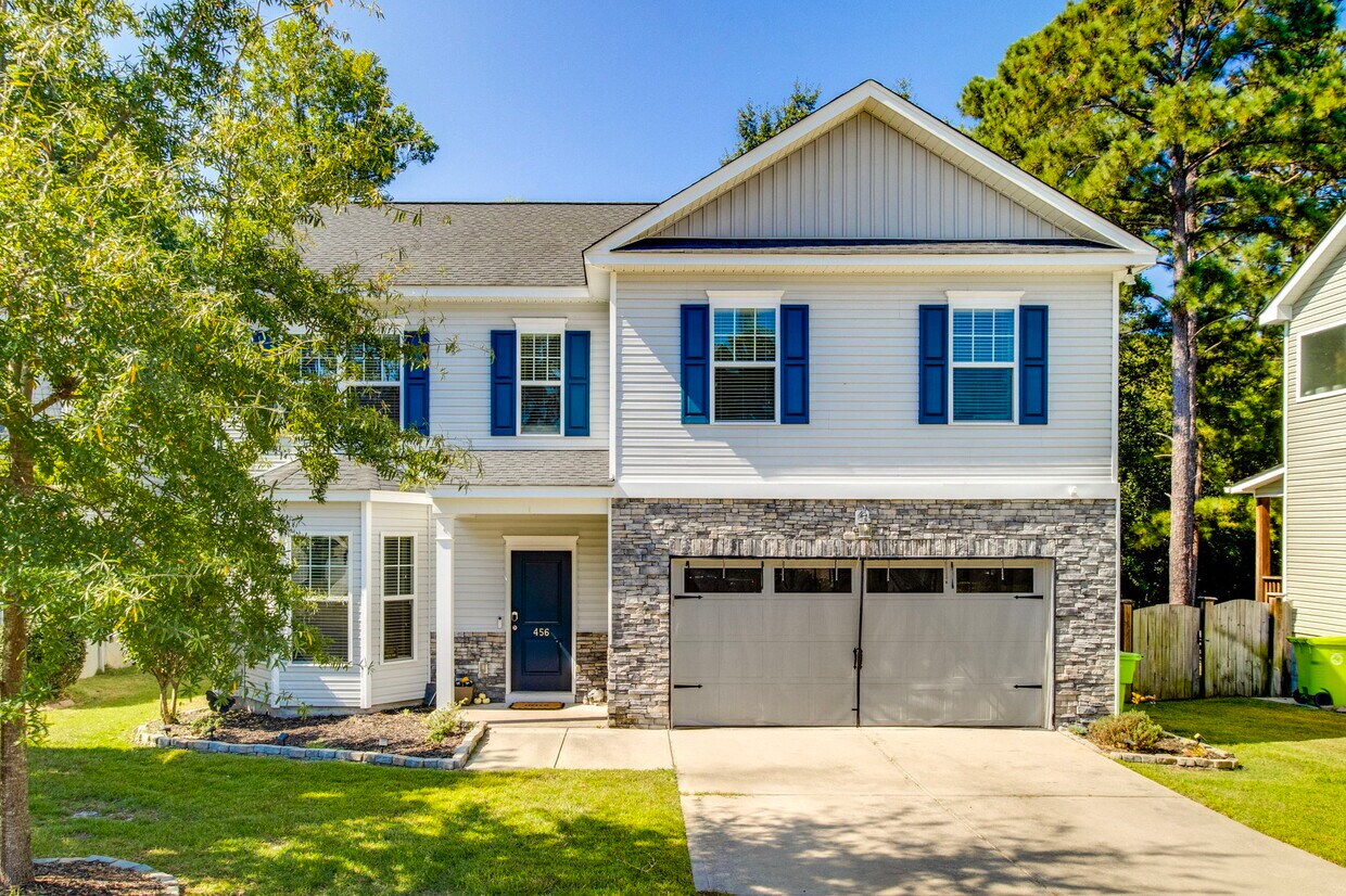Foto principal - 456 Edenhall Dr