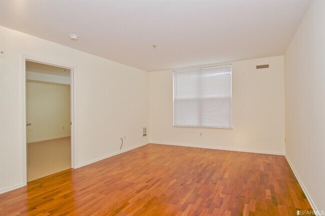Building Photo - 8300 Oceanview Ter