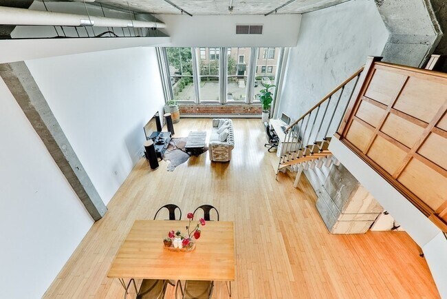 Foto del edificio - 156 Porter St