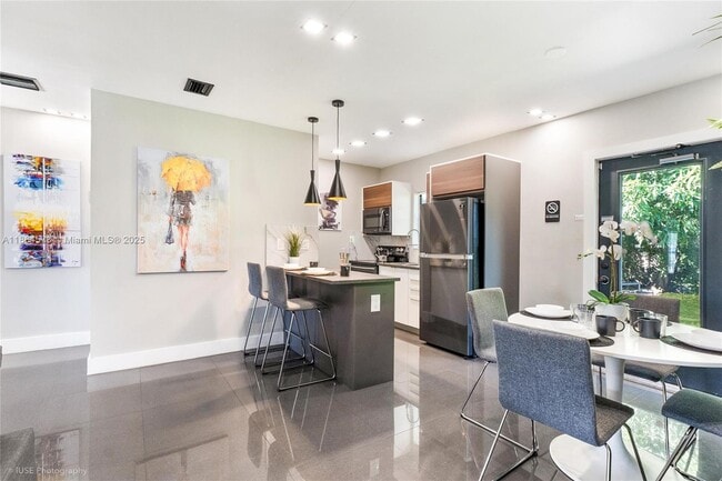 Foto del edificio - 1171 NW 57th St