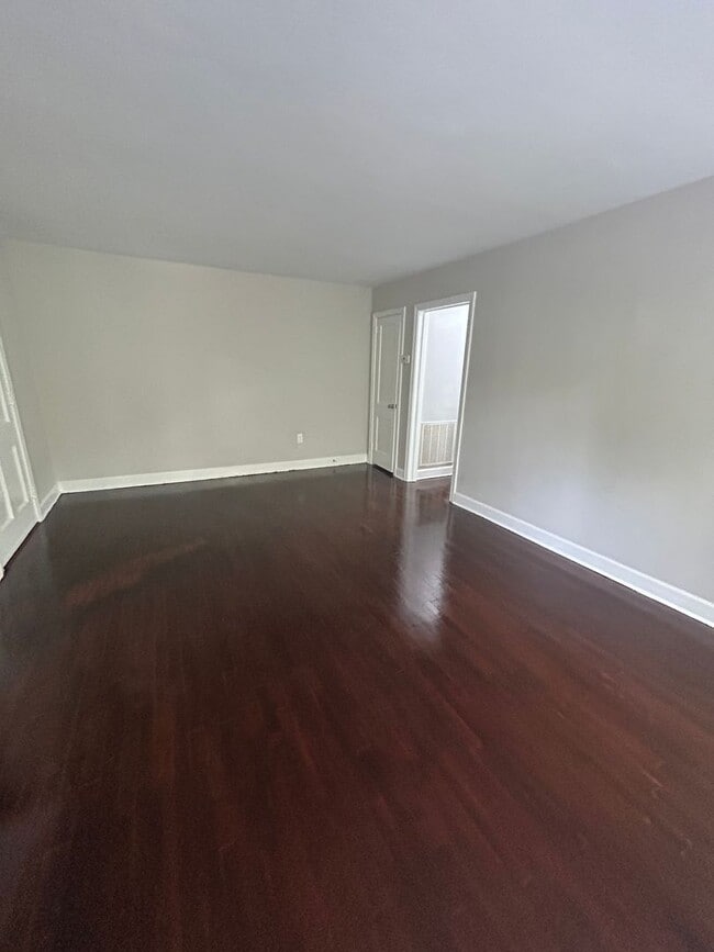 Interior Photo - Highland at Haymount